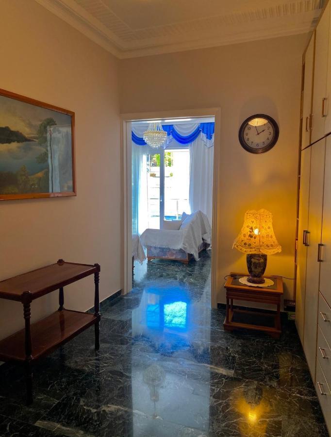 Blu Blu Apartment With Castle View Koroni  Exterior foto