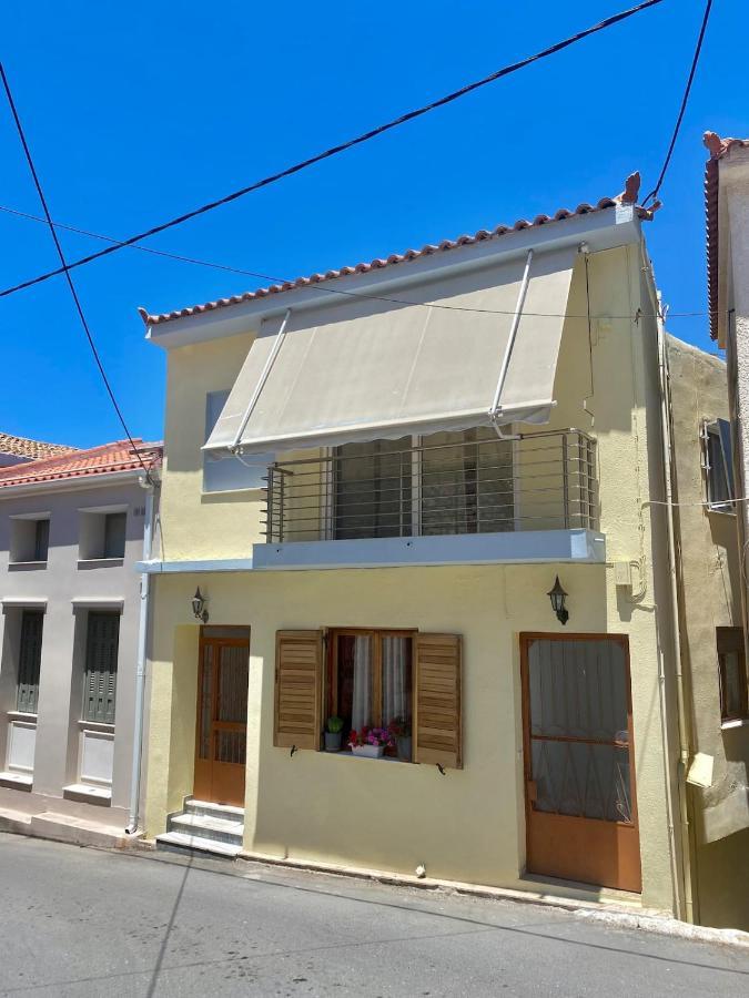Blu Blu Apartment With Castle View Koroni  Exterior foto